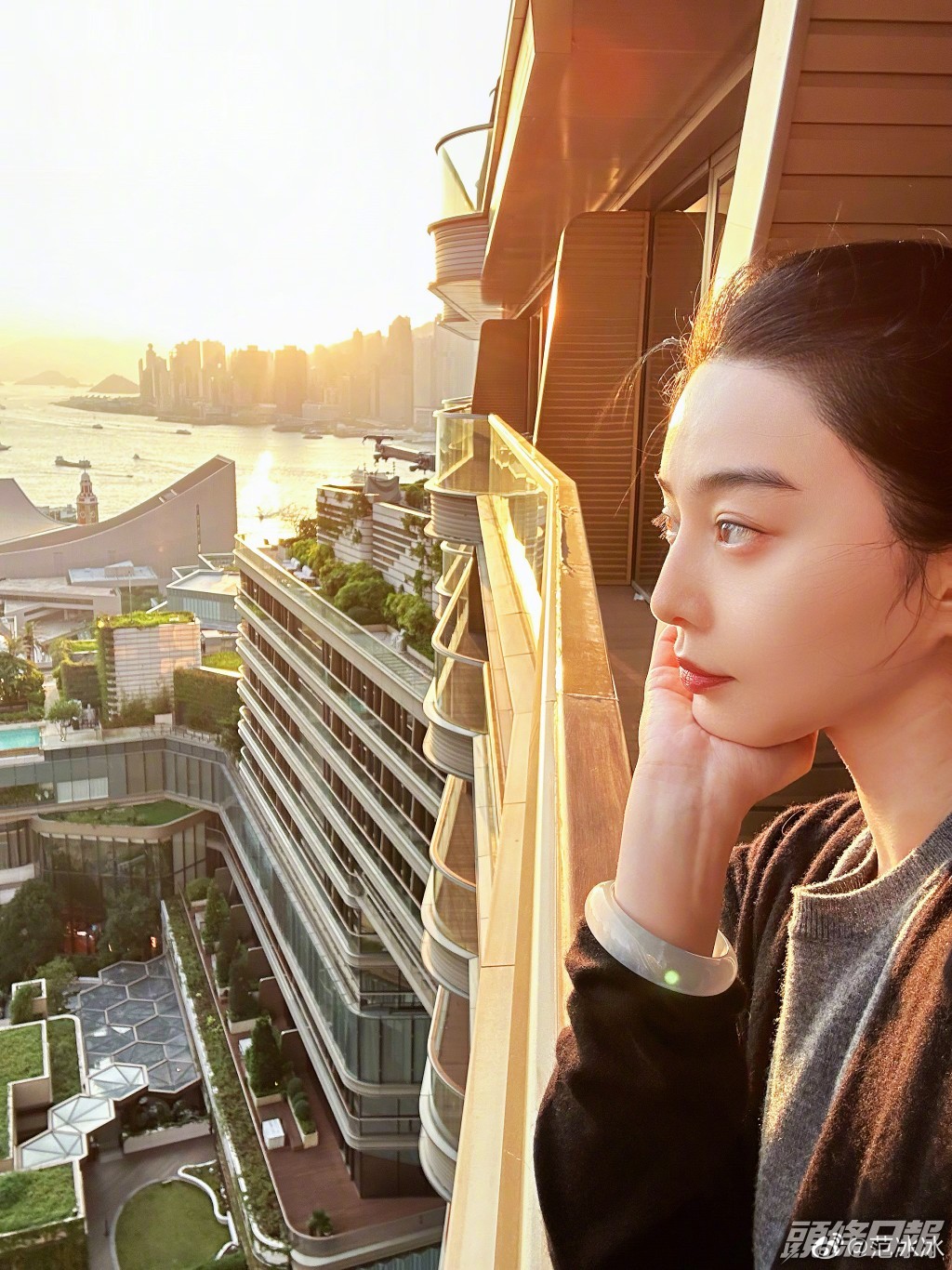 今年41歲的范冰冰側面正面都保時在完美狀態！